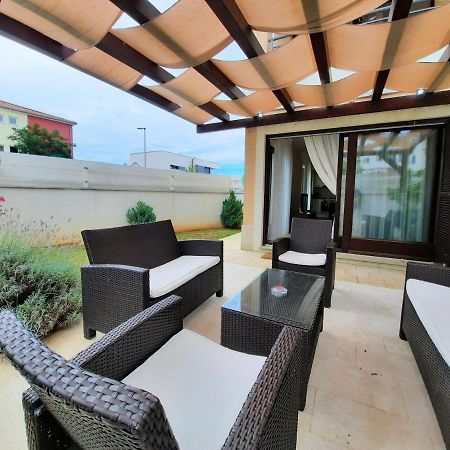 Maslina Apartment Premantura Exterior photo